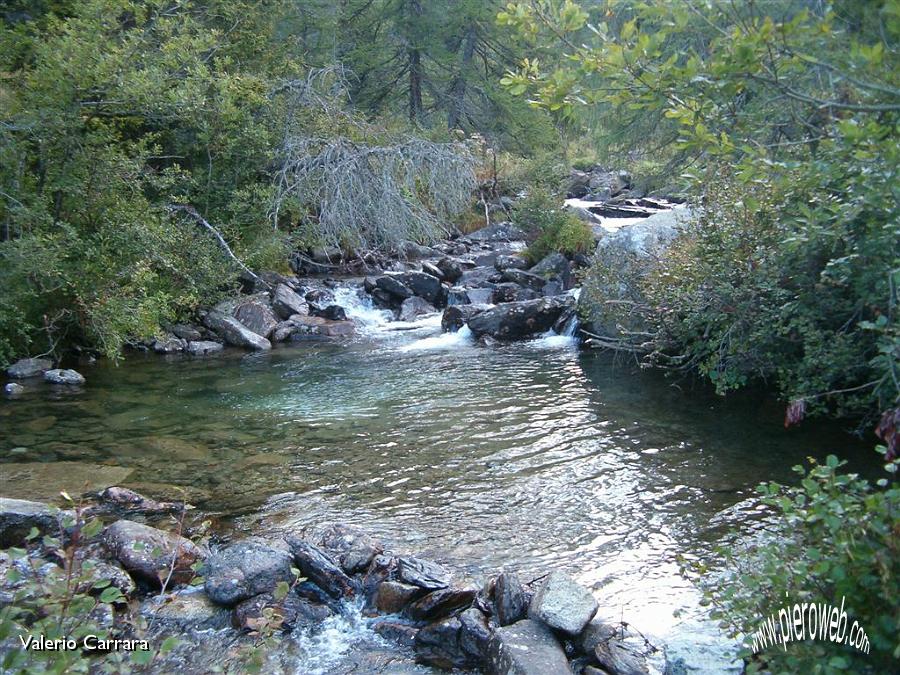 2° Lo scorrere del torrente.jpg